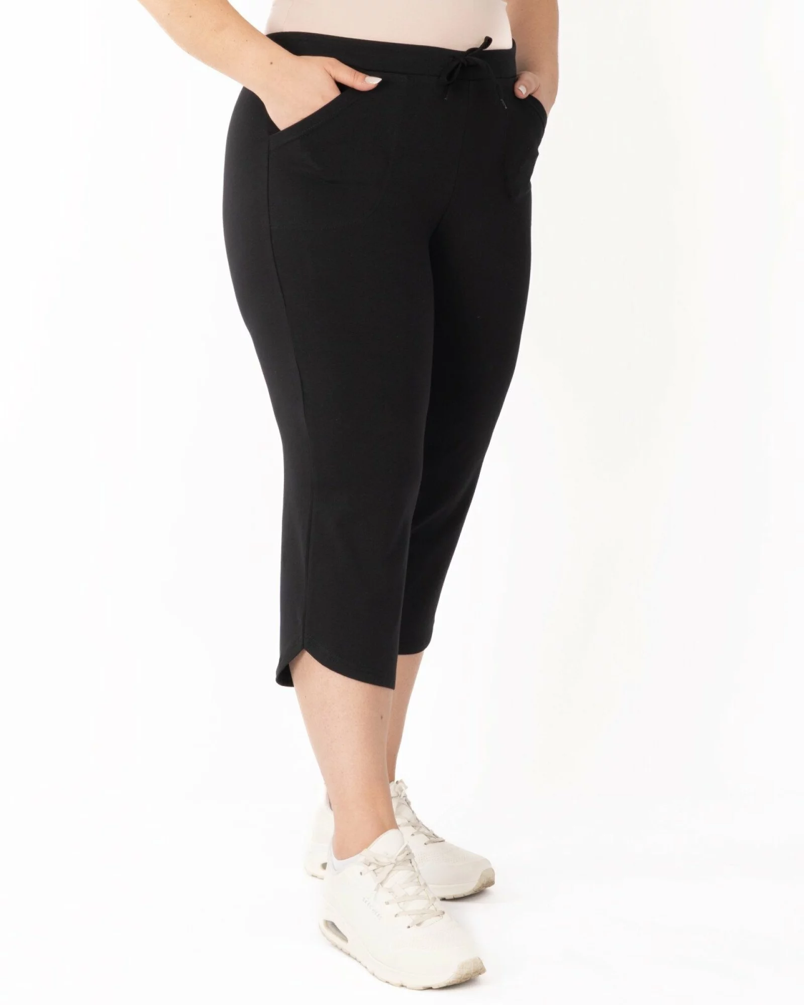 Pantaloni negri 3/4 mărimi mari tiv lalea
