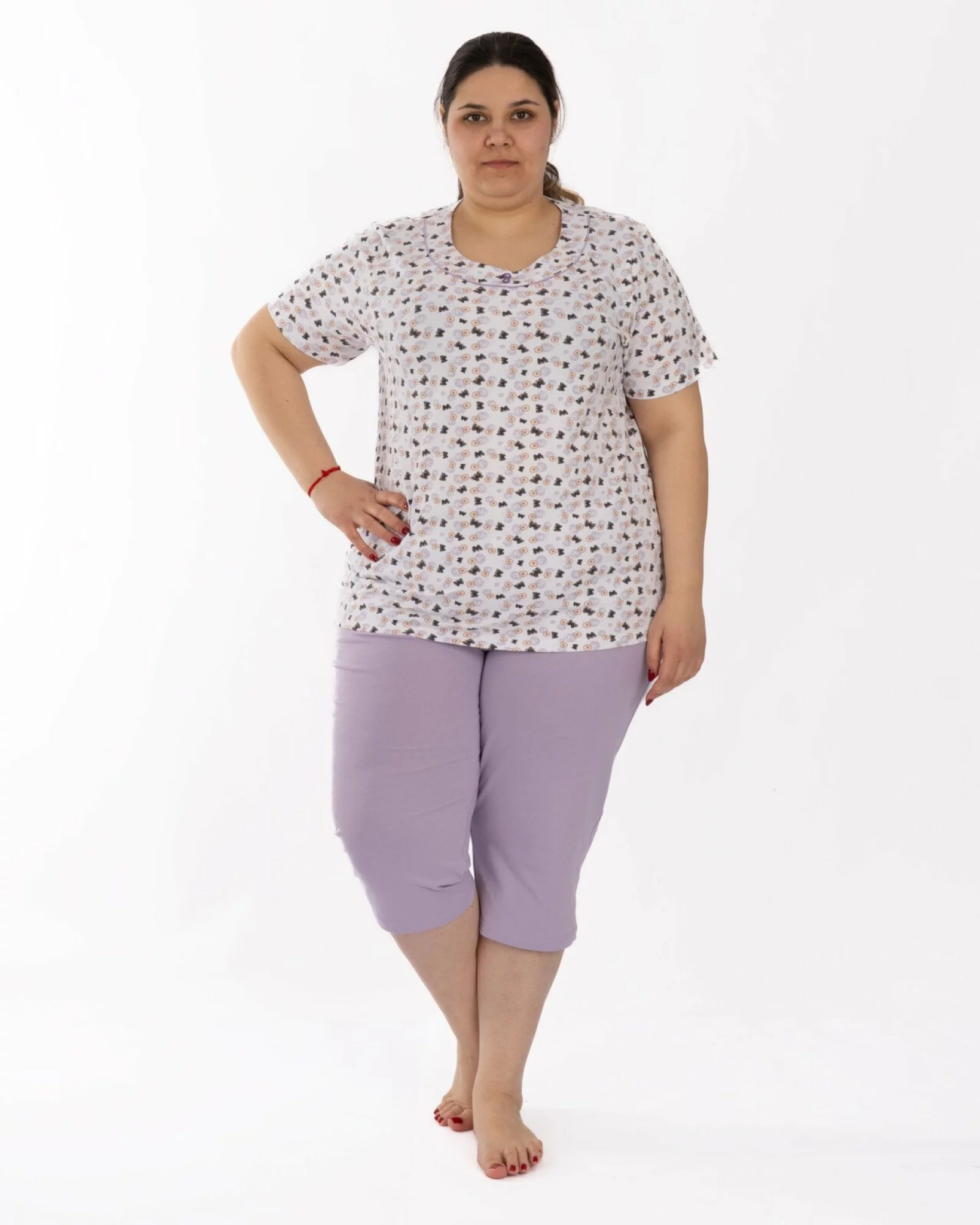 Pijama damă mărimi mari lila din bumbac, cu pantaloni sub genunchi