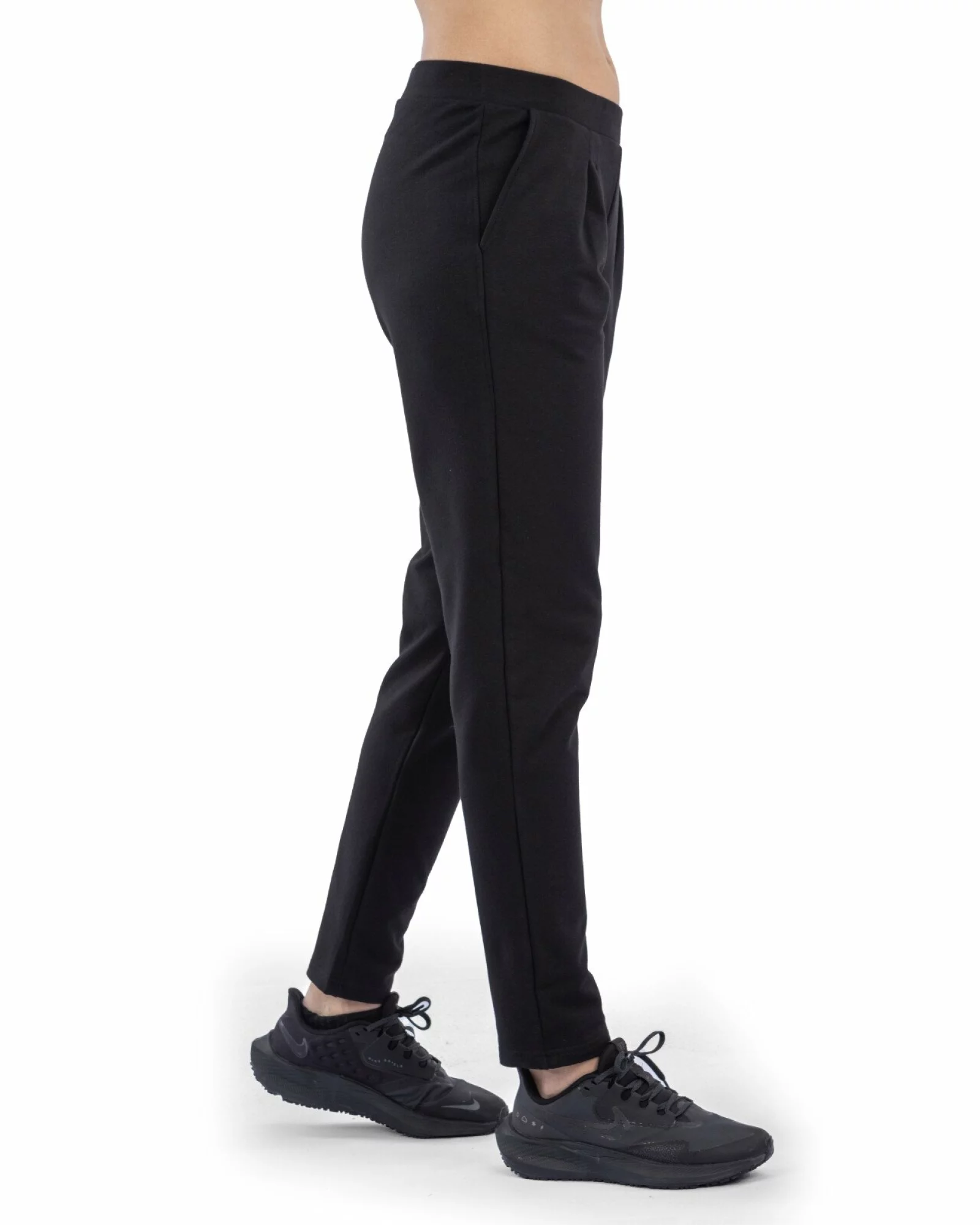 Pantaloni negri conici pliuri