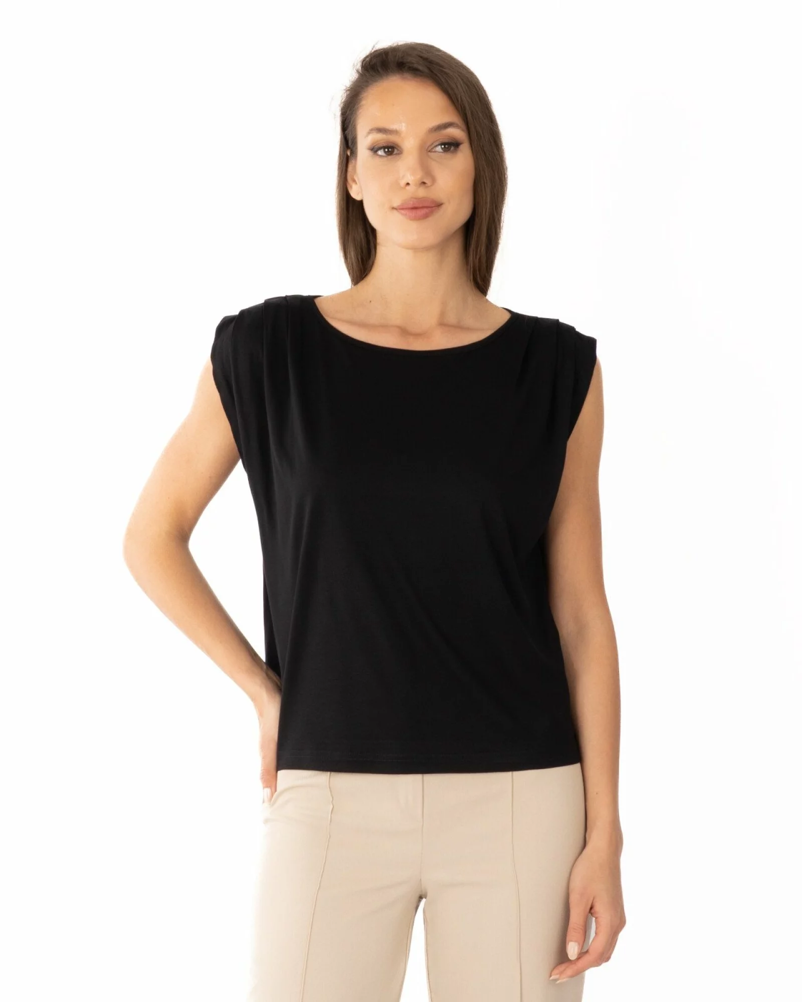 Tricou negru vâscoză cu pliuri la umeri