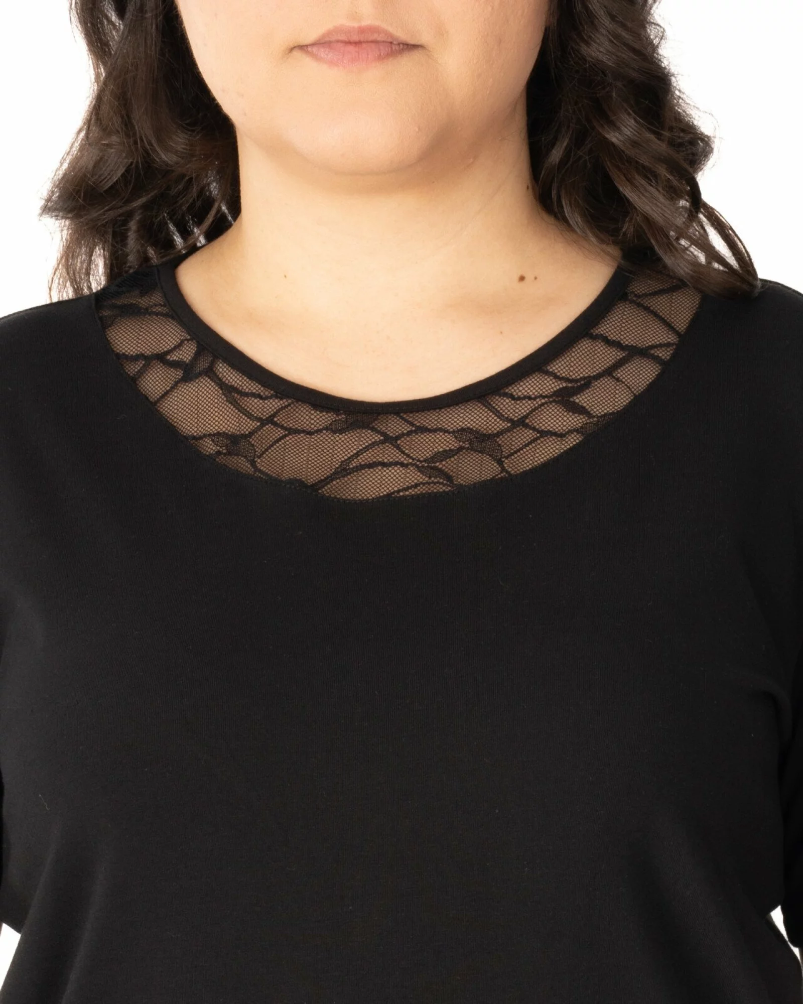 Tricou marimi mari negru din bumbac elastan cu dantelă