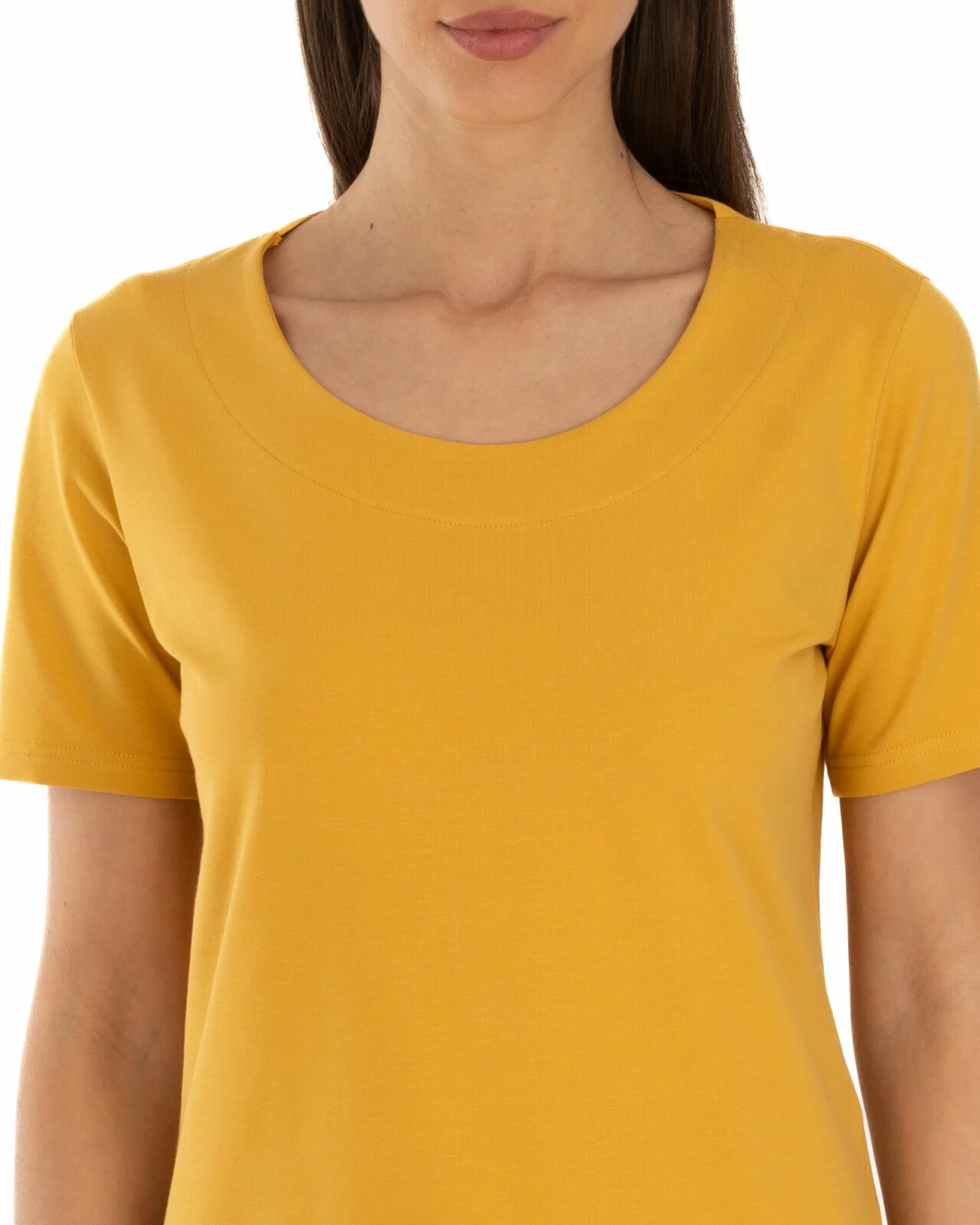 Tricou galben din bumbac elastan cu decolteu conturat