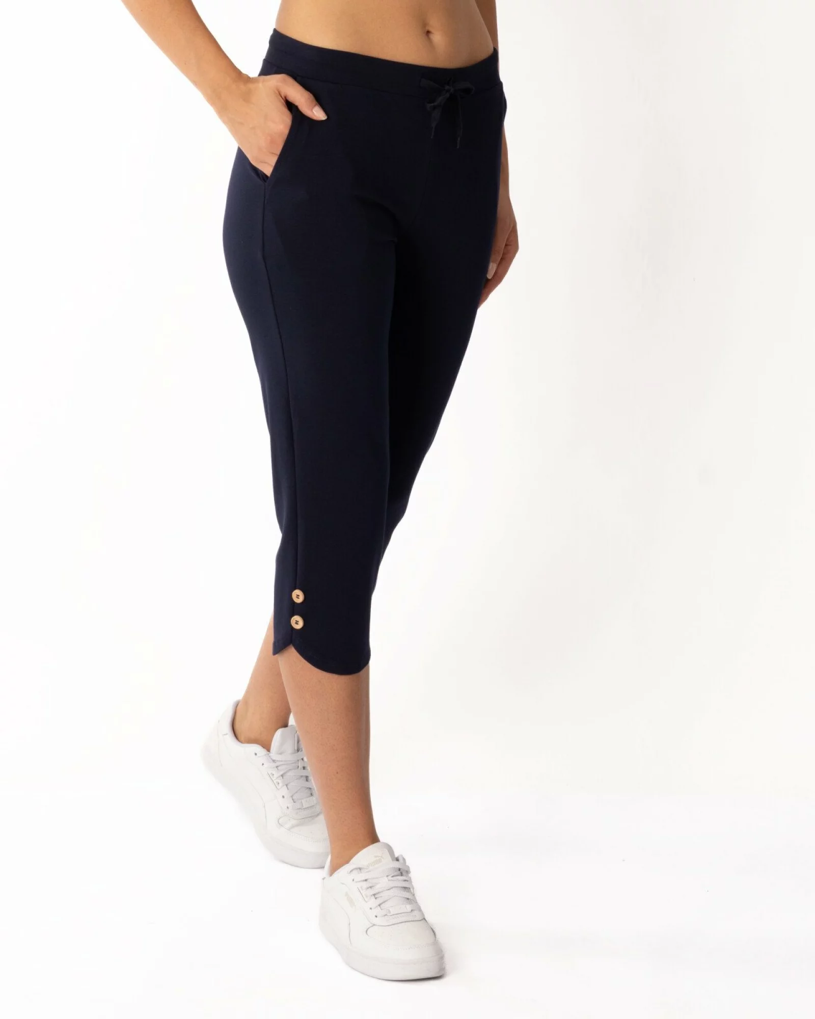 Pantaloni bleumarin 3/4 nasturi laterali