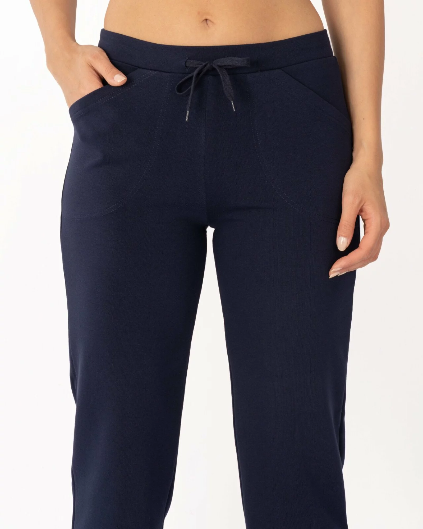 Pantaloni bleumarin clasici