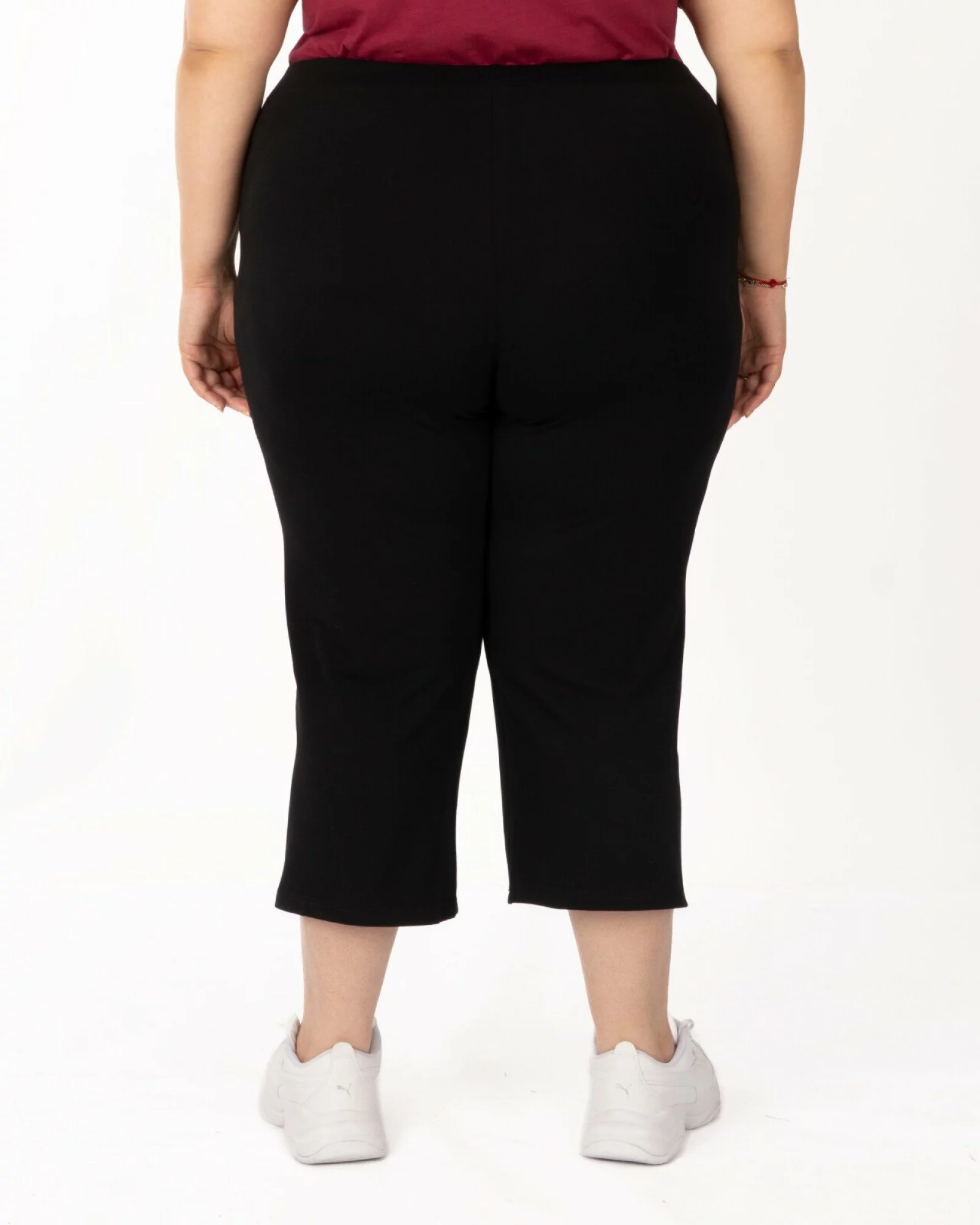 Pantaloni negri 3/4 mărimi mari cu buzunare aplicate