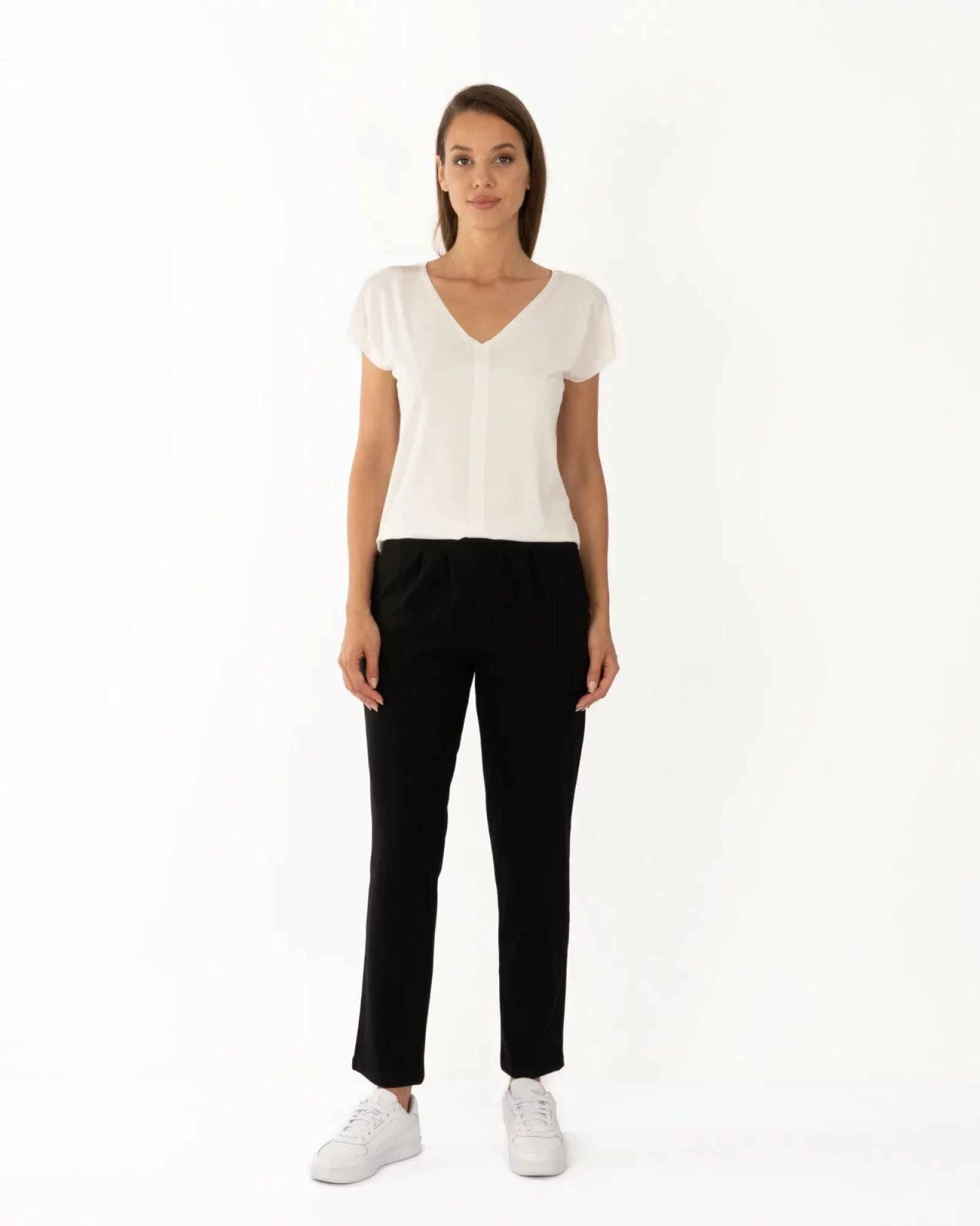Pantaloni negri de vară croi conic pliuri frontale