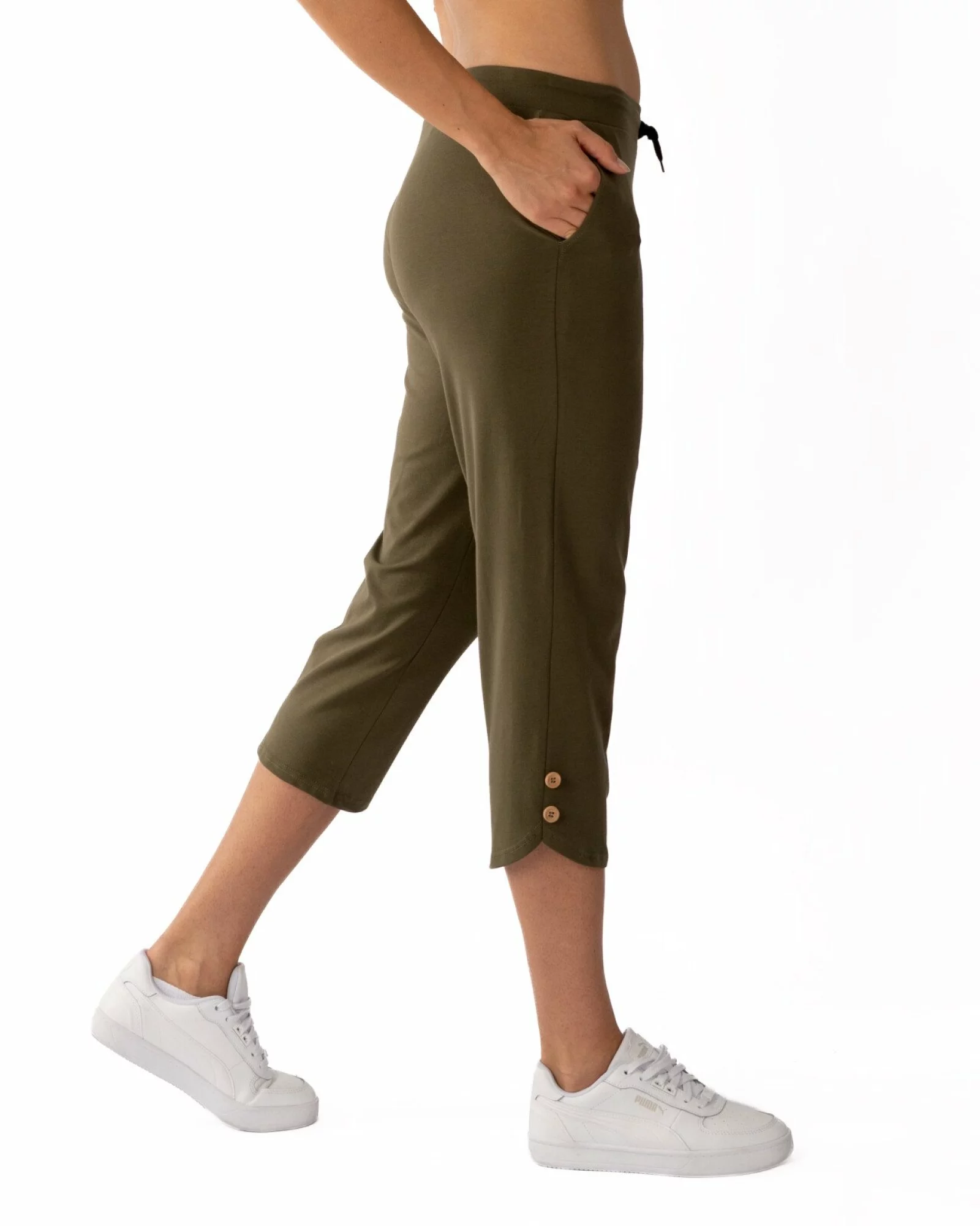 Pantaloni trei sferturi damă kaki cu șliț lateral P.2247