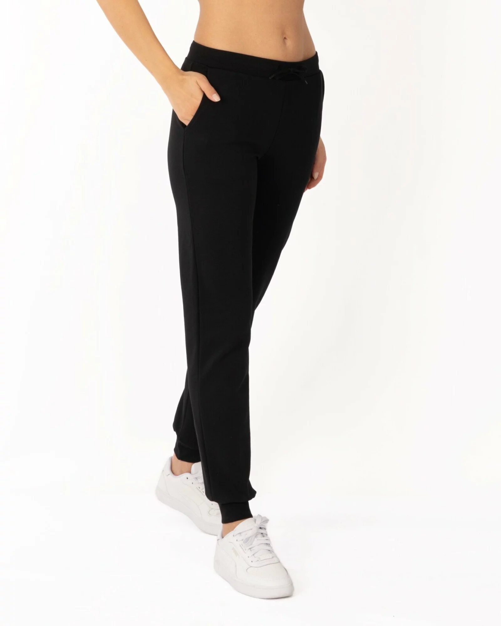 Pantaloni jogger damă negri P.2023