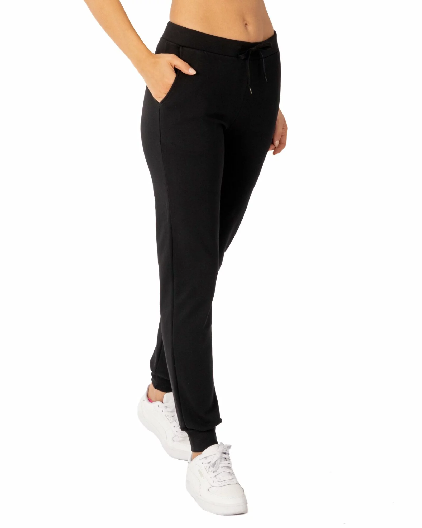 Pantaloni jogger damă negri, pufoși P.2233