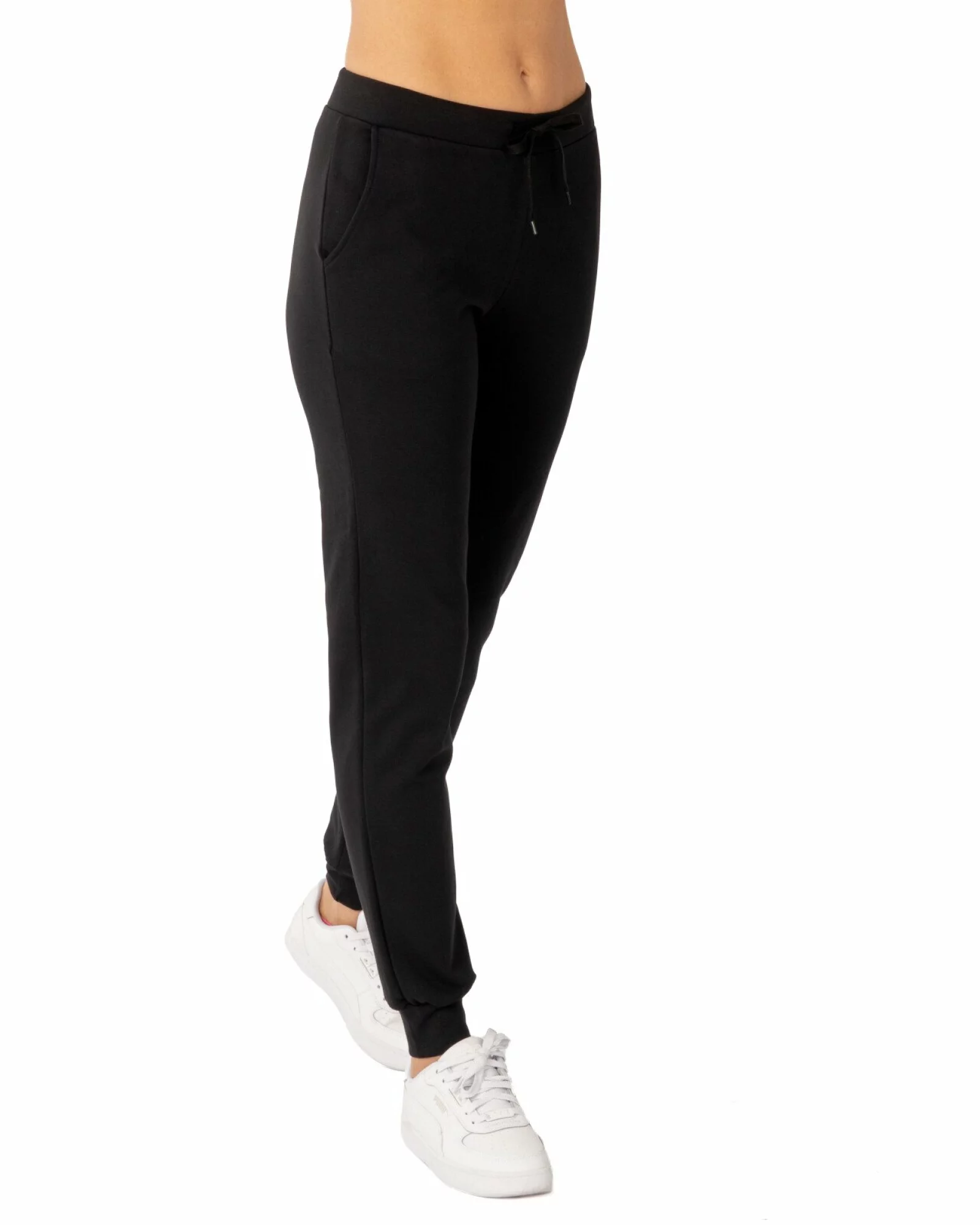 Pantaloni jogger damă negri, pufoși P.2233