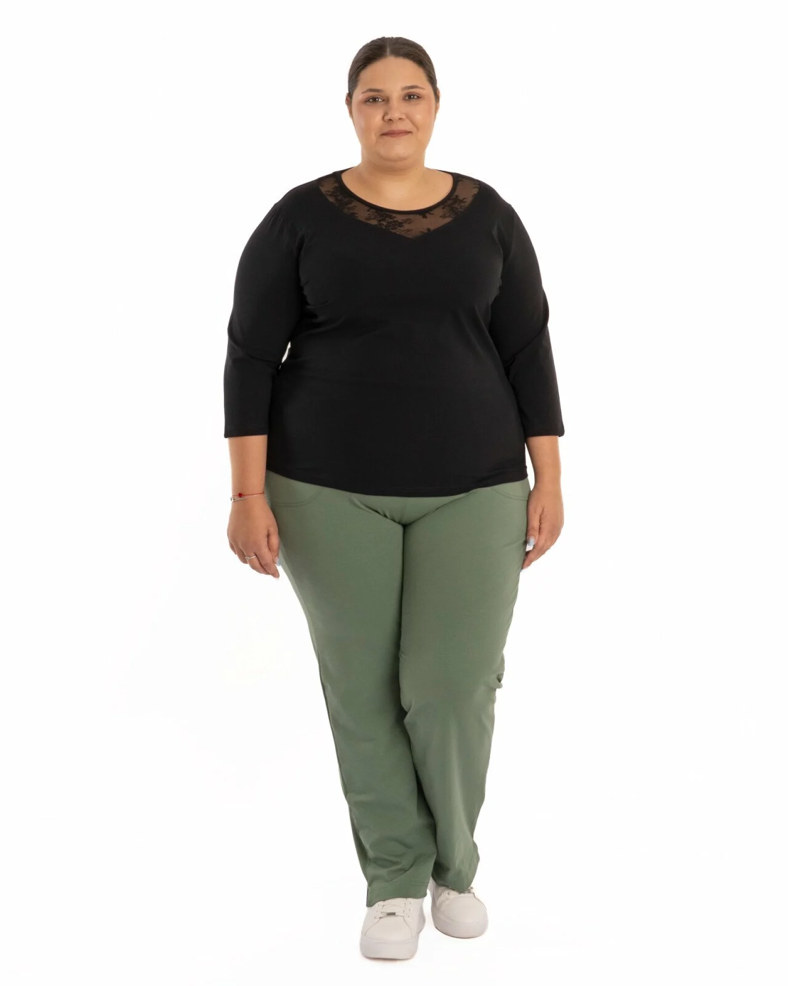 Bluză elegantă damă mărimi mari neagra cu dantela