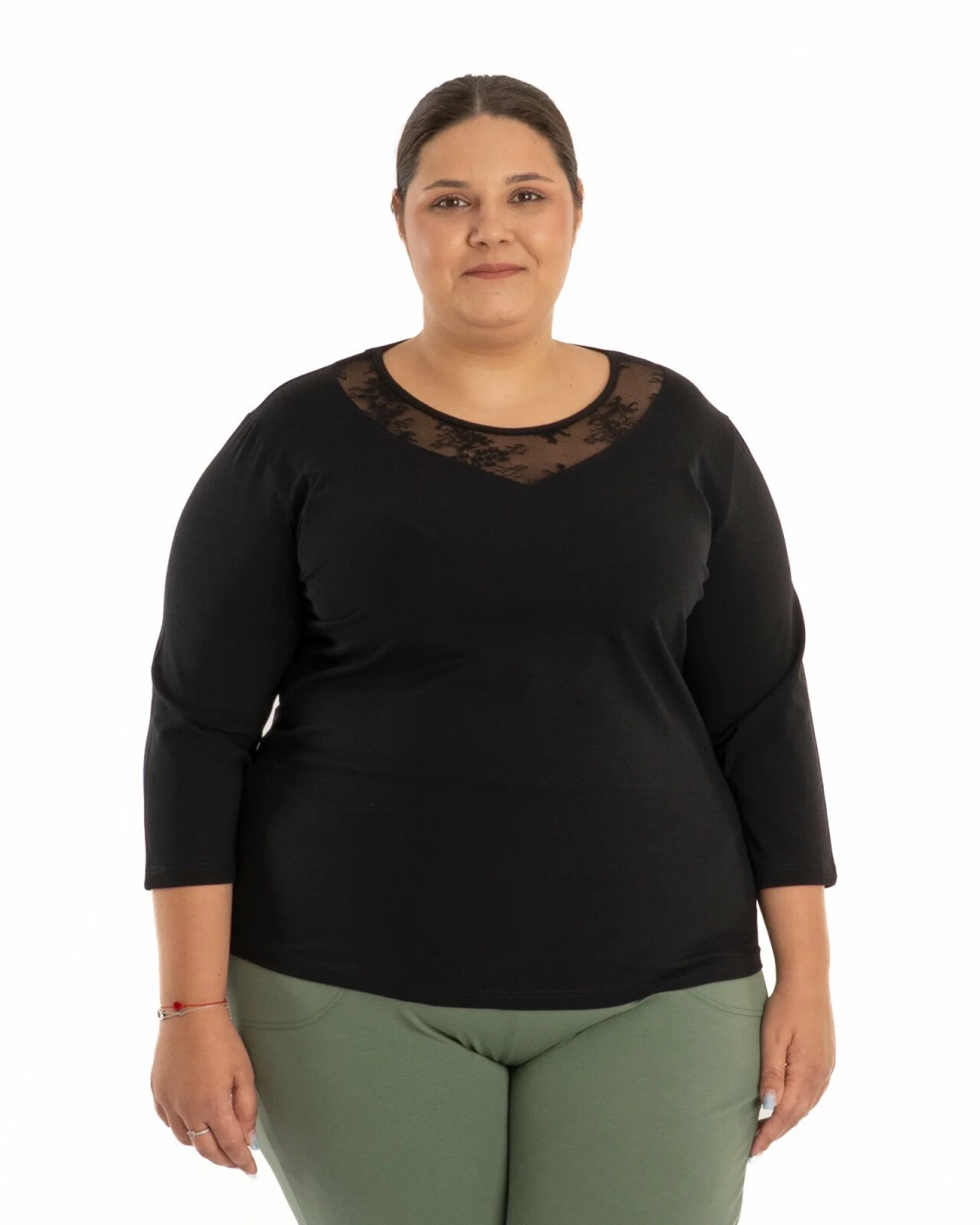 Bluză elegantă damă mărimi mari neagra cu dantela