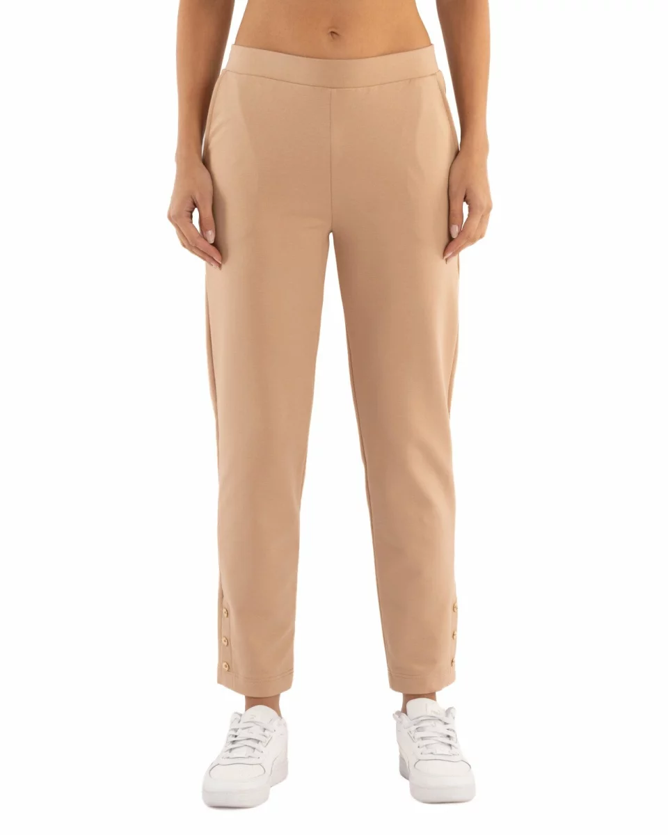 Pantaloni conici dama bej cu slit și nasturi P.2254