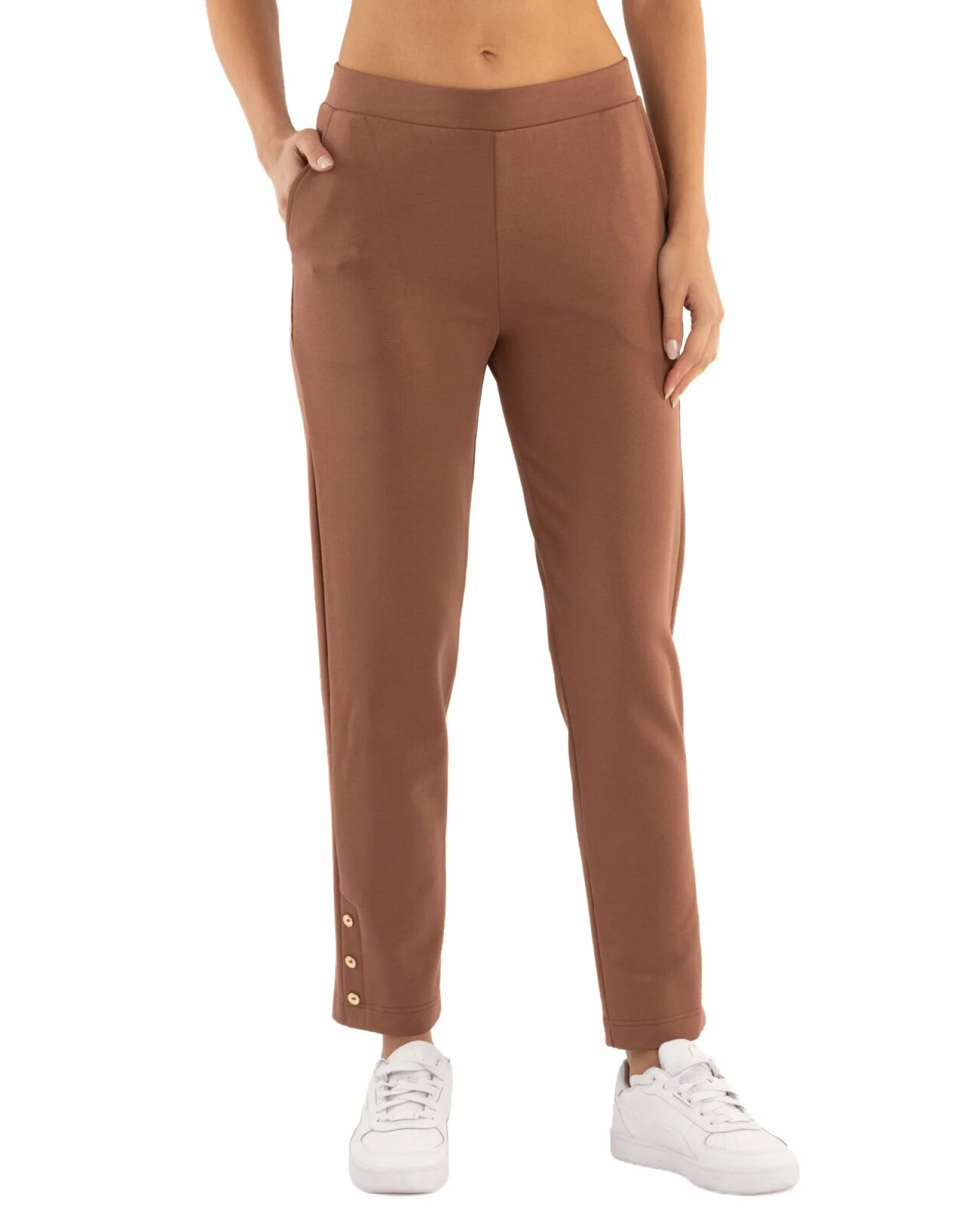 Pantaloni conici dama maro deschis cu slit și nasturi P.2254