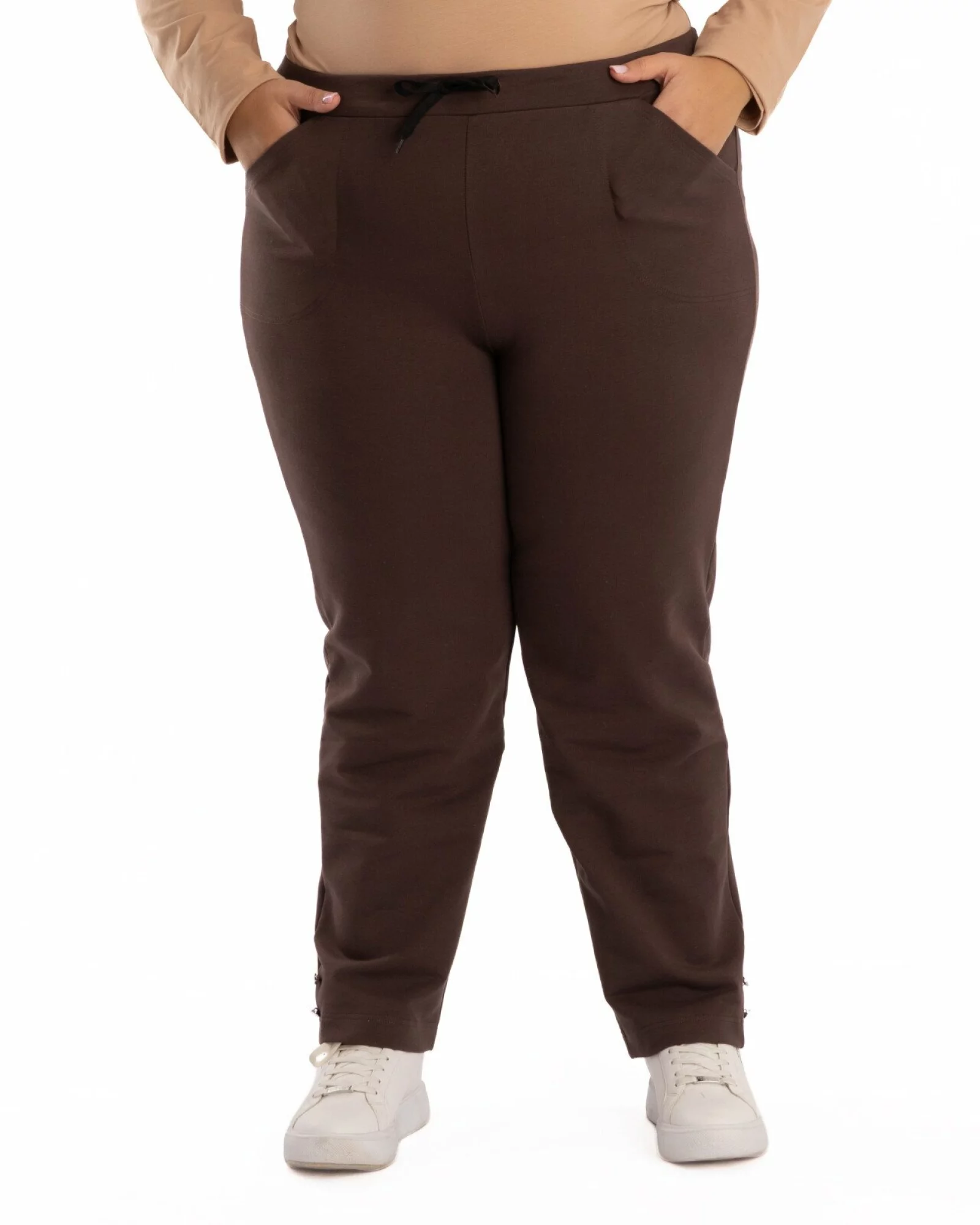 Pantaloni casual dama marimi mari maro inchis cu slit si nasturi P.2264